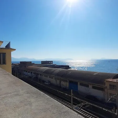 ベッド・アンド・ブレックファスト パチス ナポリ