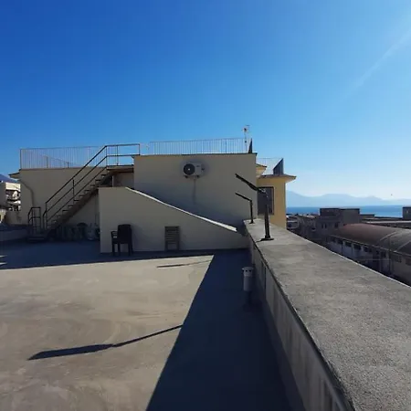 ベッド・アンド・ブレックファスト パチス *